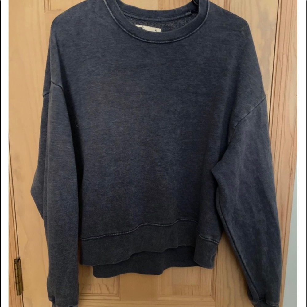 Hollister Cropped Sweatshirt